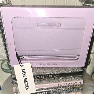NWT Steve Madden Lavender Wallet🌸